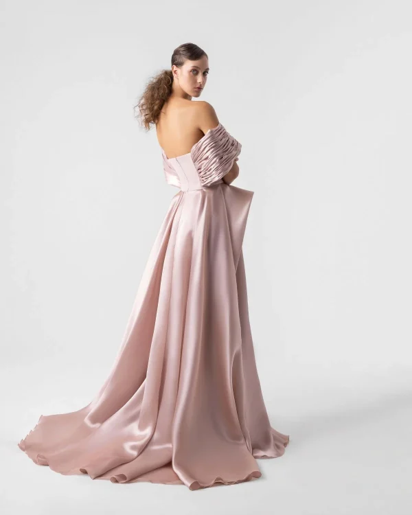 PLAYFUL VOLUMINOUS SATIN AND METALLIC ORGANZA SALMON PINK GOWN - Image 3