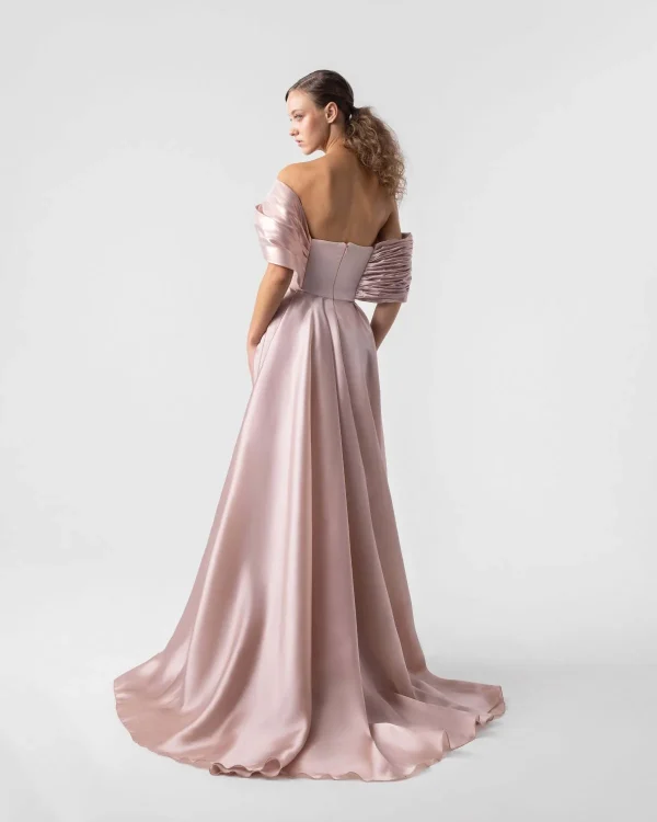 PLAYFUL VOLUMINOUS SATIN AND METALLIC ORGANZA SALMON PINK GOWN - Image 5