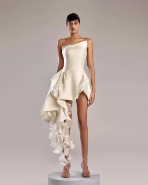 ELEGANT WHITE TAFETTA AND ORGANZA DRESS WITH ASYMMETRICAL HEM AND RUFFLES
