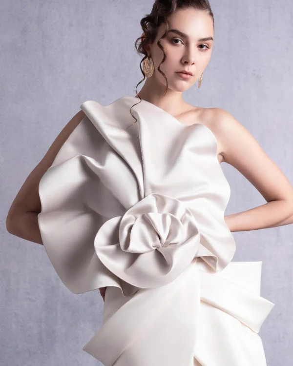 SCULPTURAL FLORAL DESIGN DRAPED TOP