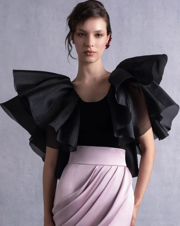 EXAGGERATED SHOULDER BLACK LAYERED ORGANZA RUFFLE TOP