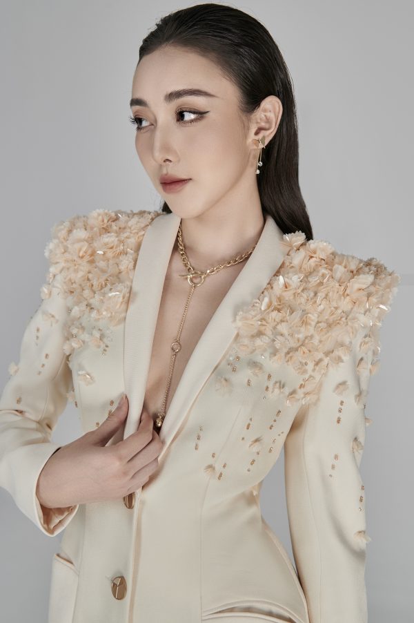 INES DEEP V-NECK GOWN - Image 3