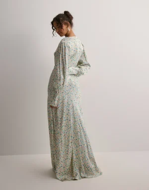 Alize Maxi Dress - Image 4