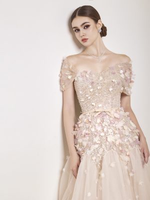 Blooming Elegance - Image 4