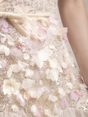 Blooming Elegance - Image 9