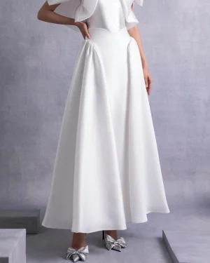 Alternative view of High-Waisted Flared Piqué Skirt