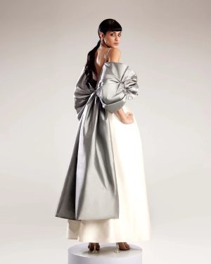 Alternative view of Luxurious Silver Top