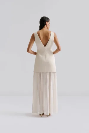 Alternative view of Karla Maxilied