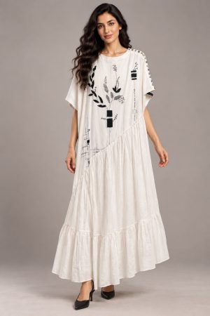 Alternative view of White Kaftan