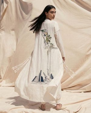 Alternative view of White Cotton Sets