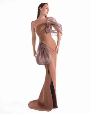 Elegant Off-Shoulder Crepe Gown - Image 4