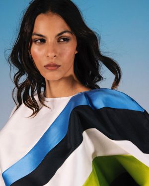 Alternative view of Abstract Blouse